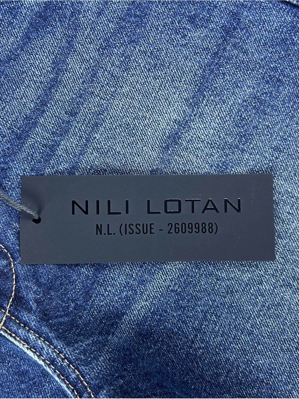 Nili Lotan Otis Barrel Leg Jeans Size 24 High Rise Simon Wash Denim Grunge NWT - Picture 14 of 16